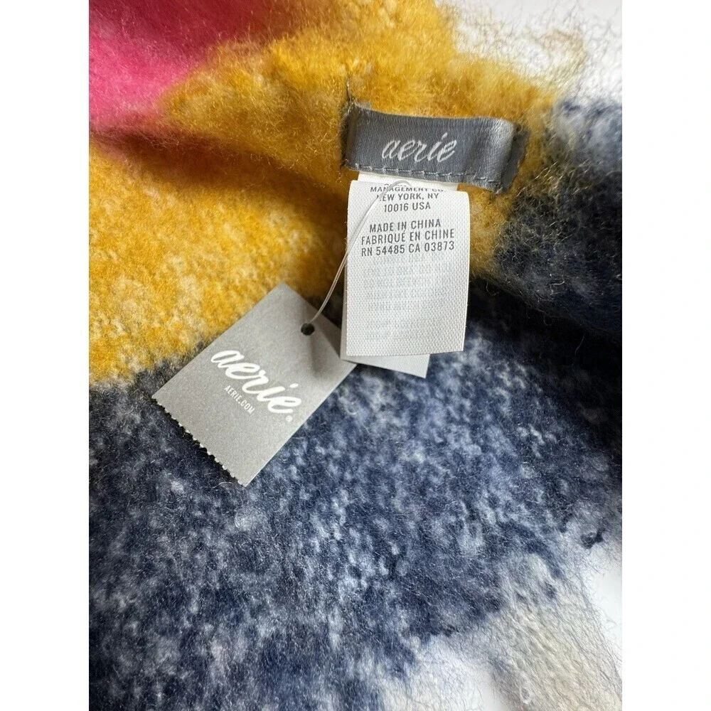 Aerie Scarf Womens Blanket Chunky Blue Yellow Pink Striped Fringe Soft 19